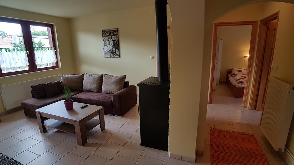 Villa Nora Heviz Bagian luar foto