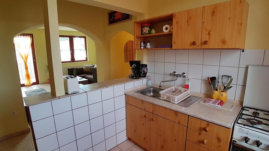 Villa Nora Heviz Bagian luar foto